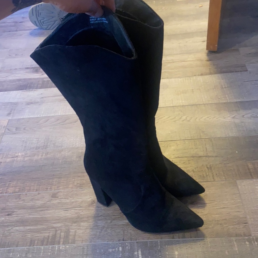 Dress boots